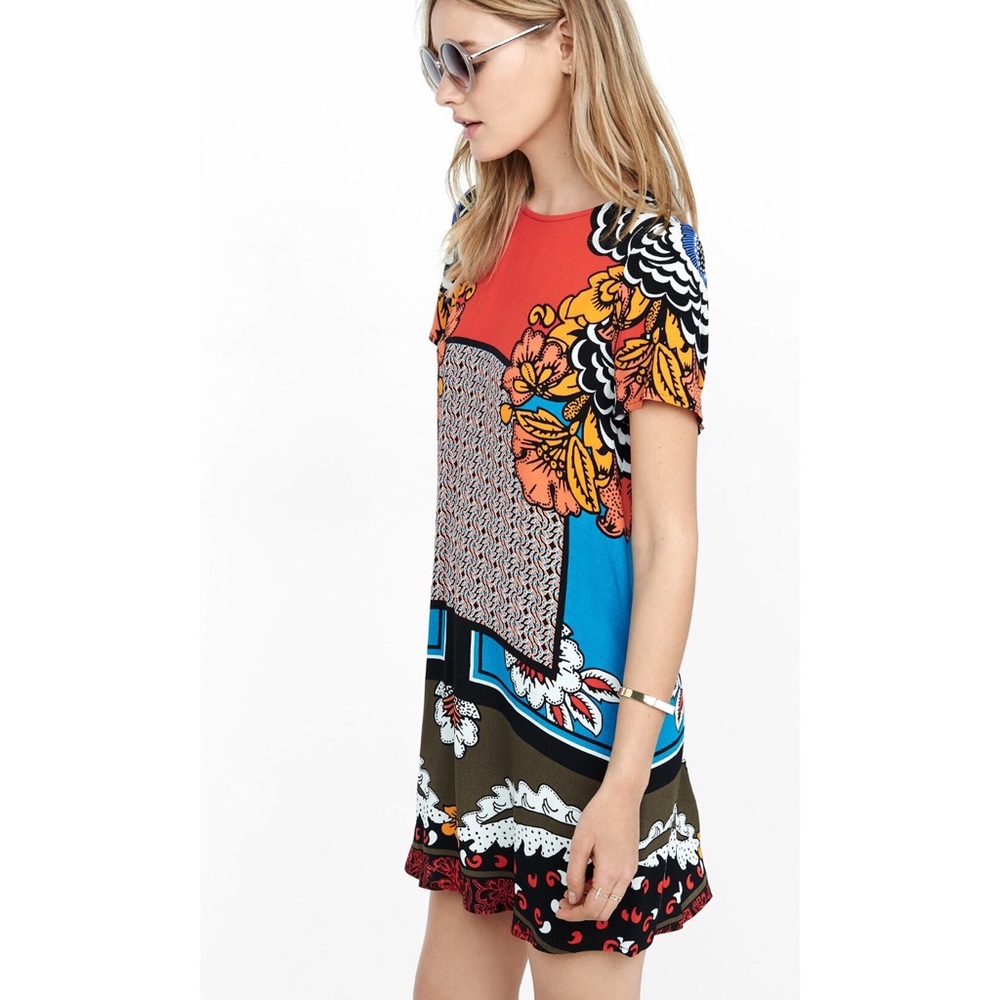 Express Block Floral Print Zip Back Shift Dress